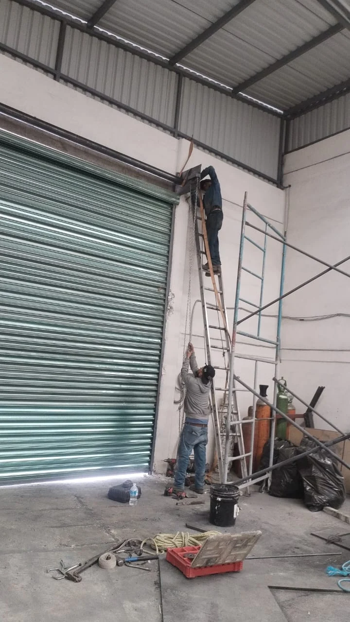 Cortina automática realizado por Grupo FyS