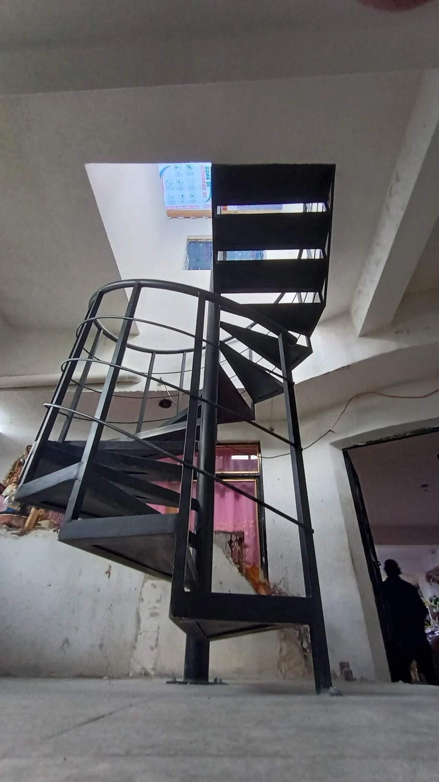 Escalera realizado por Grupo FyS